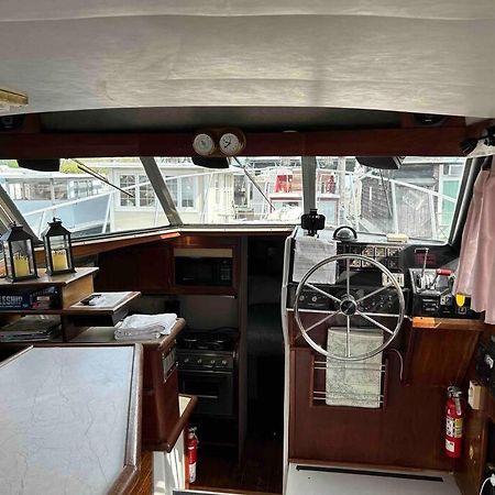 Waterfront 32' Bayliner Yacht Ξενοδοχείο Πρόβιντενς Εξωτερικό φωτογραφία