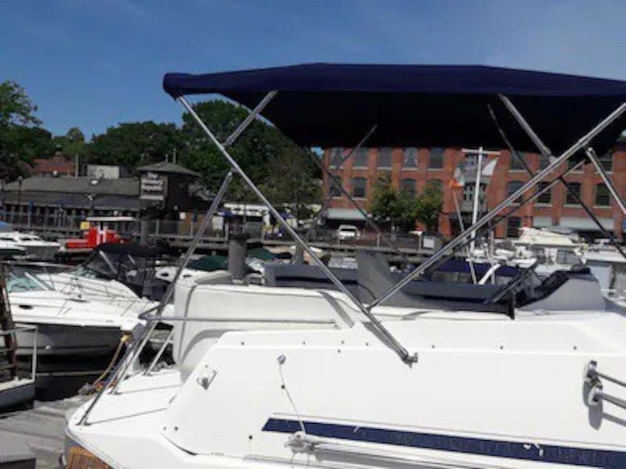 Waterfront 32' Bayliner Yacht Ξενοδοχείο Πρόβιντενς Εξωτερικό φωτογραφία